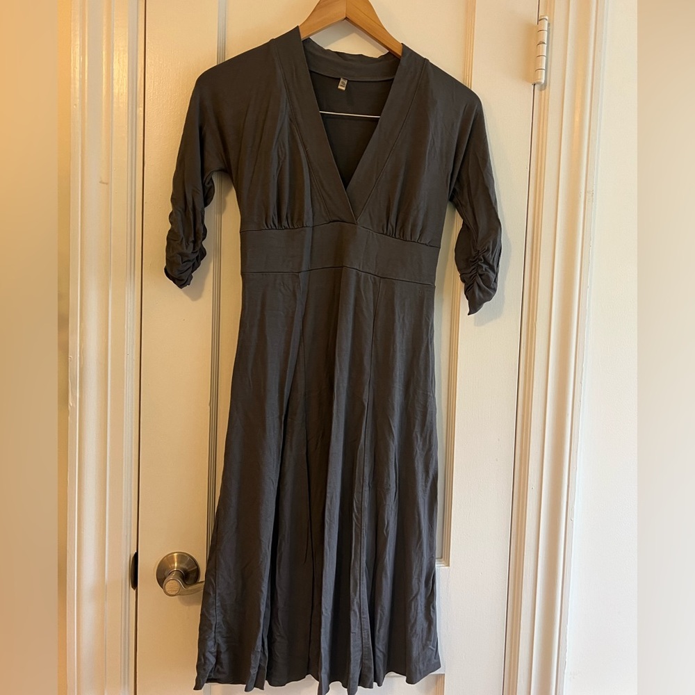 Three dots modal size s dress in charcoal body conscious